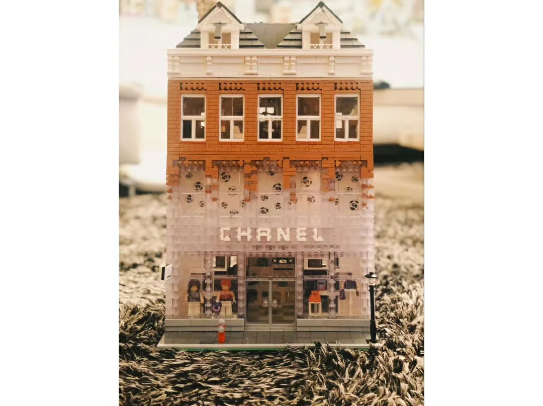 Mould King 16021 Chanel Crystal House with LED lights - YWOBB