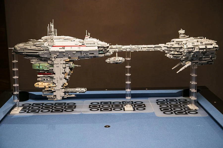 MOC 5083 Mortesv's UCS Nebulon-B Medical Frigate - YWOBB