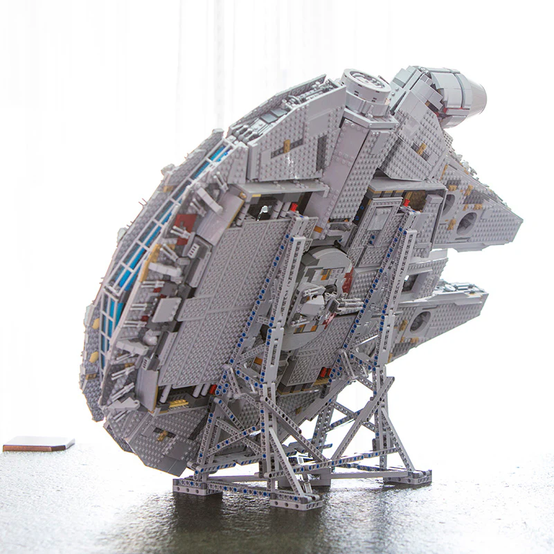 YOURBRICKS 30002 Efferman's Vertical Stand for Millennium Falcon 75192 MOC 10219 - YWOBB