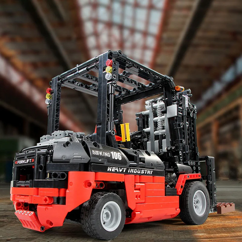 Mould King 13106 Forklift - YWOBB