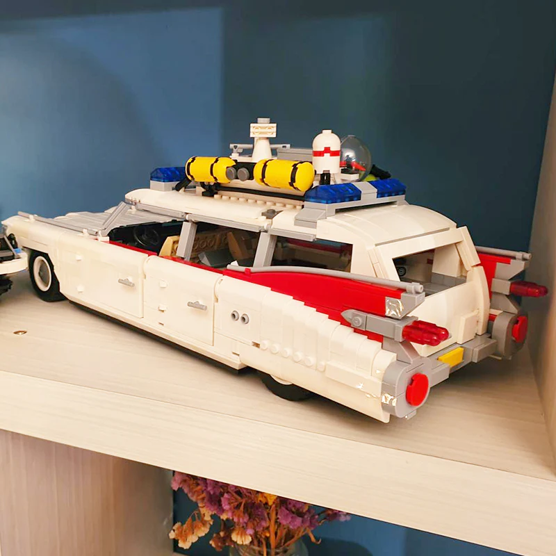GOBRICKS MOC 30590 Ecto 1 - YWOBB