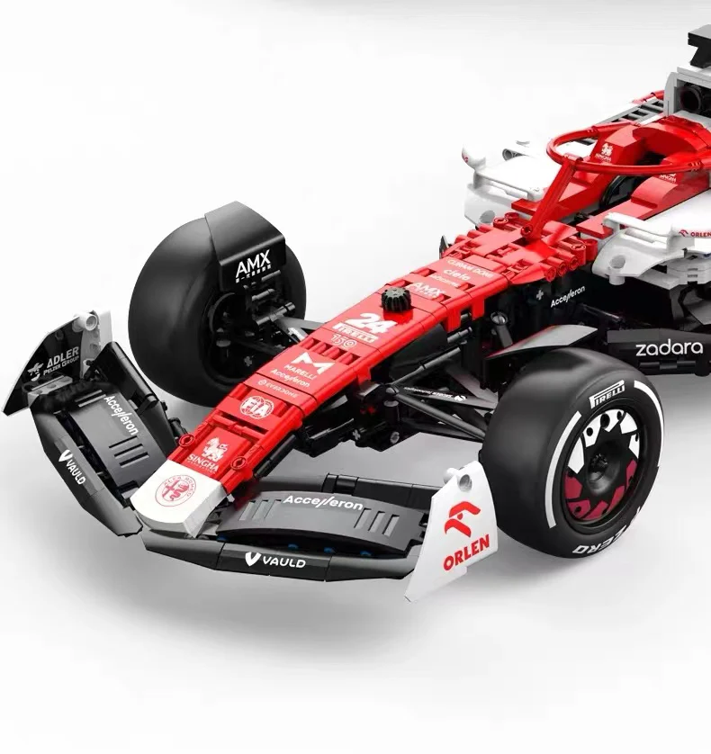RASTAR 94410 94400 1:8 Alfa Romeo F1 C42 - YWOBB