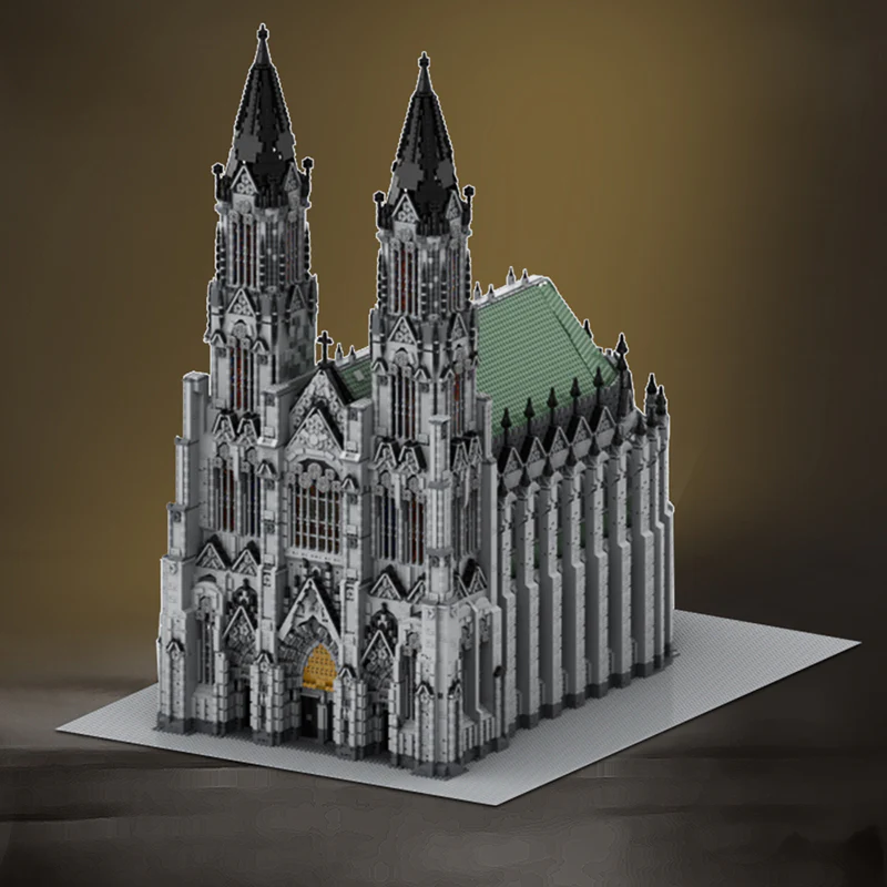 GOBRICKS MOC 142098 Cologne Cathedral - YWOBB