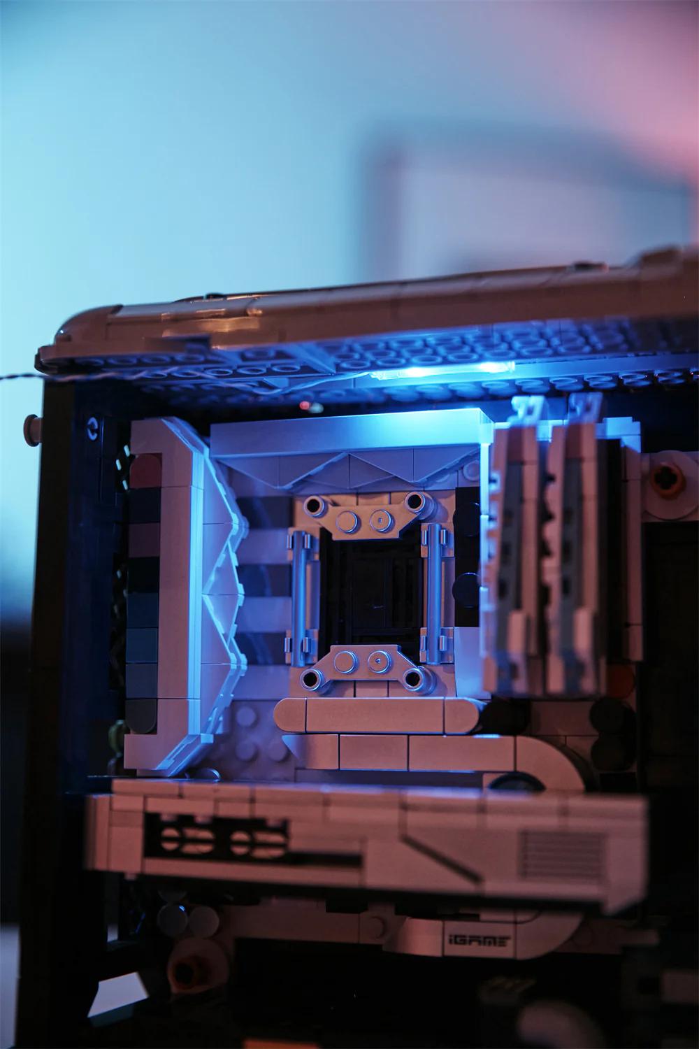 PANTASY 85004 iGame host - YWOBB