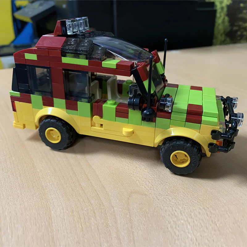 GOBRICKS MOC 25912 Jurassic Park Tour Vehicle (Ford Explorer) - YWOBB