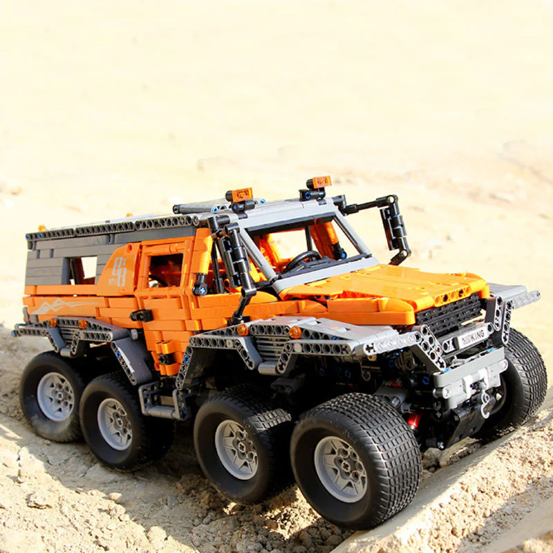 Mould King 13088 RC 1:8 AVTOROS SHAMAN - YWOBB