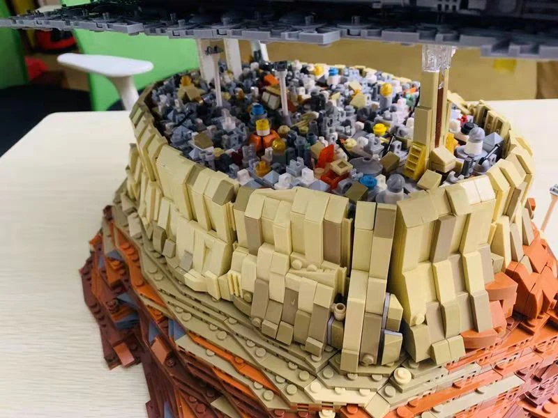 MOC 18916 The Empire over Jedha City - YWOBB