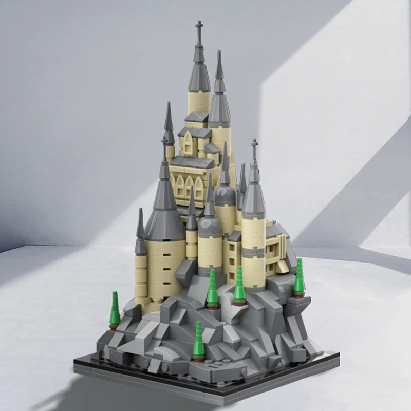 GOBRICKS MOC 135821 Microscale castle - 16x16 baseplate - YWOBB