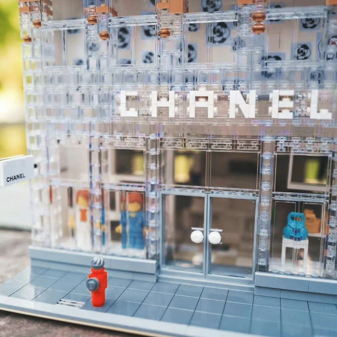 Mould King 16021 Chanel Crystal House with LED lights - YWOBB