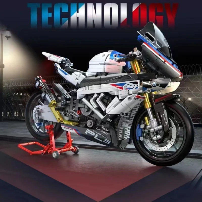 PANLOS 672102 1:5 BMW HP4 Race - YWOBB