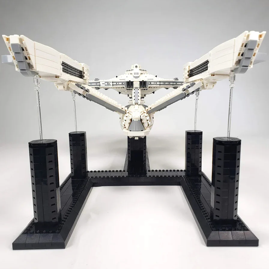 GOBRICKS MOC A1321 Star Trek - Starship Enterprise - YWOBB