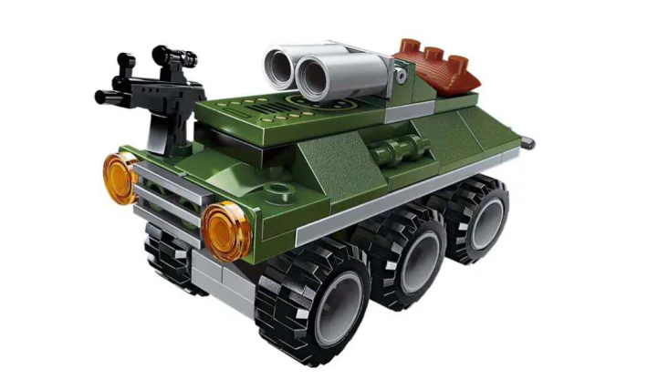 Qman 1803 Armored car 8 in 1 - YWOBB
