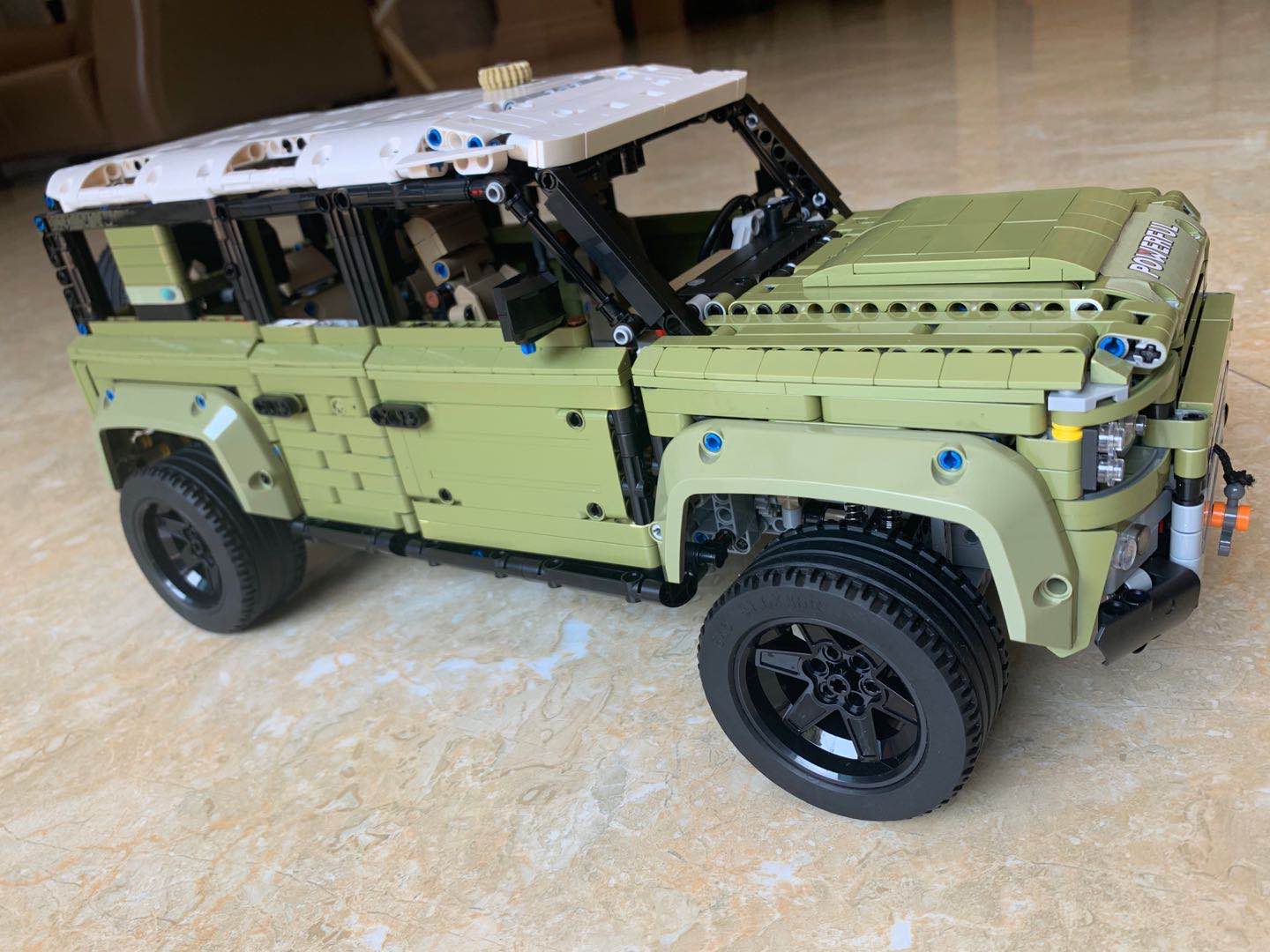 Mould King 13175 1:8 Lands Rovers Defender - YWOBB