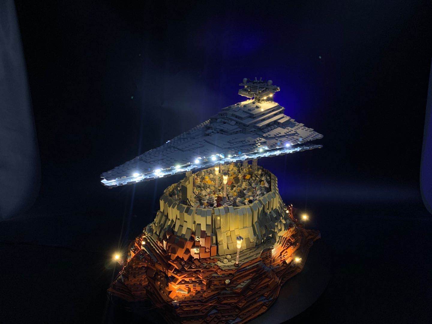 Mould King 21007 The Empire over Jedha City - YWOBB