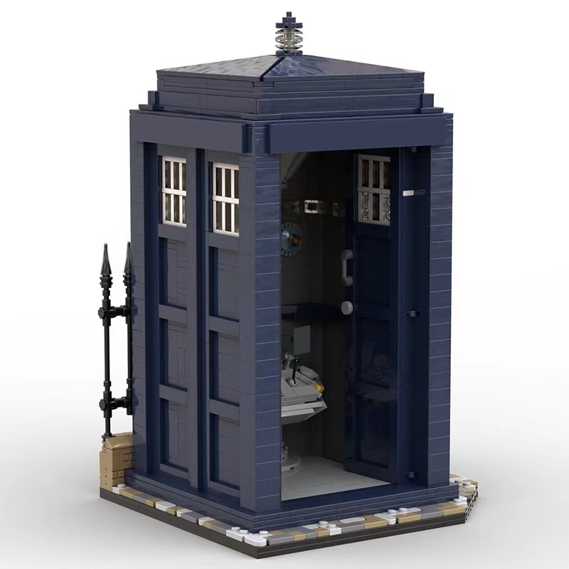 MOC 170822 Doctor Who TARDIS - YWOBB