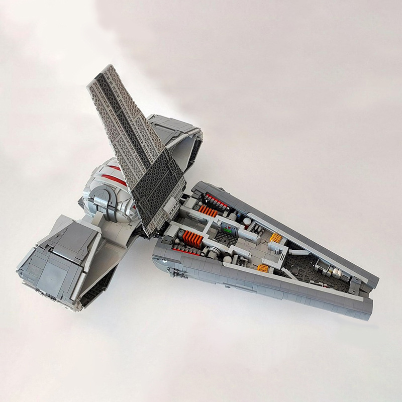 MOC 160524 Star Wars Machete Sith Infiltrator - YWOBB