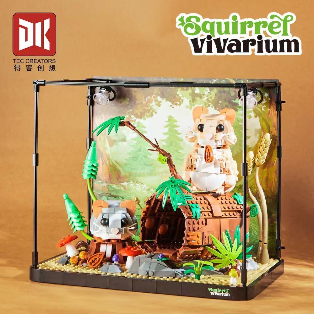 DK 7018 Squirrel Vivarium - YWOBB