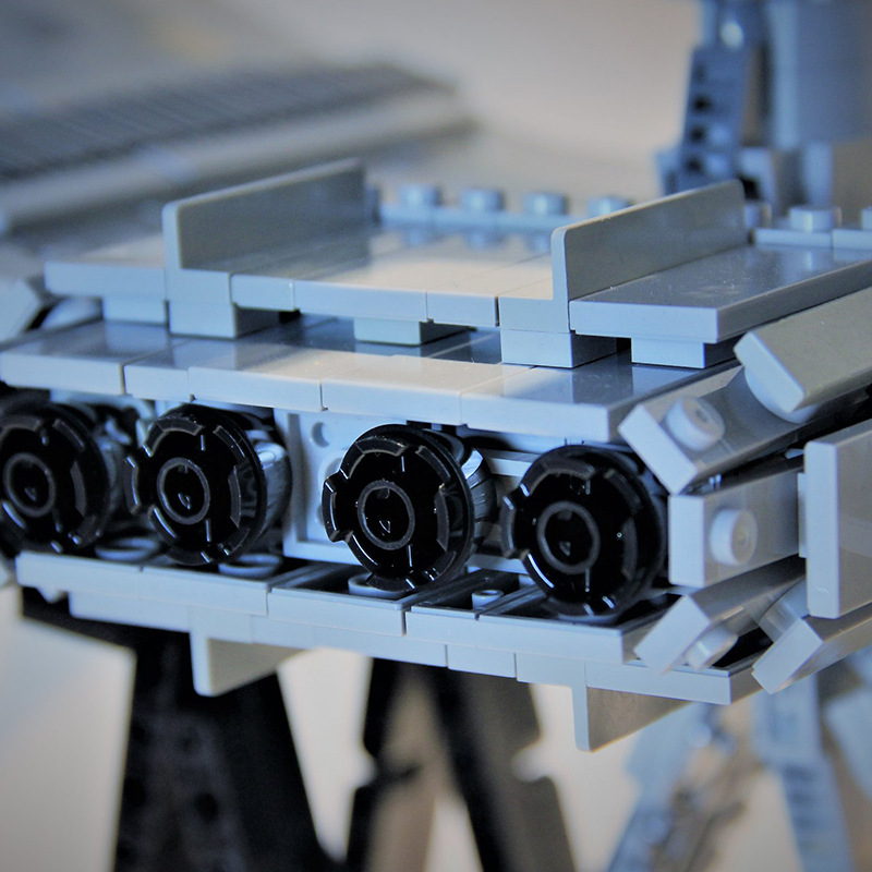 MOC 126970 Ulysses 31 - YWOBB