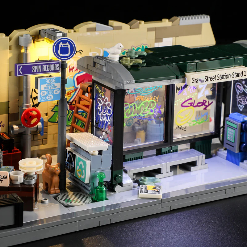 FunWhole F9066 Street Fusion Graffiti Bus Stop - YWOBB