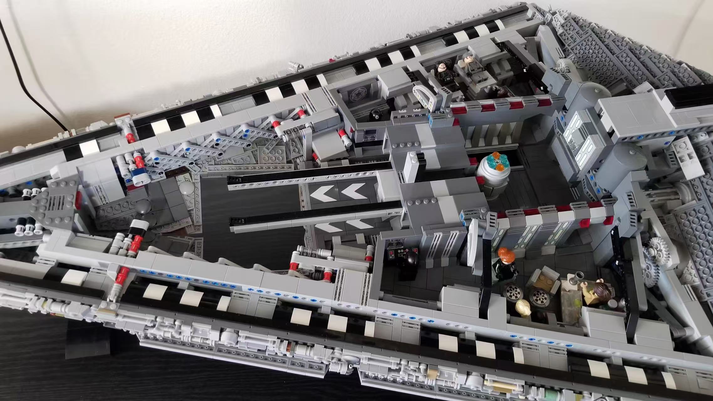 MOC 9018 Moderately Sized ISD with Full InteriorV - YWOBB