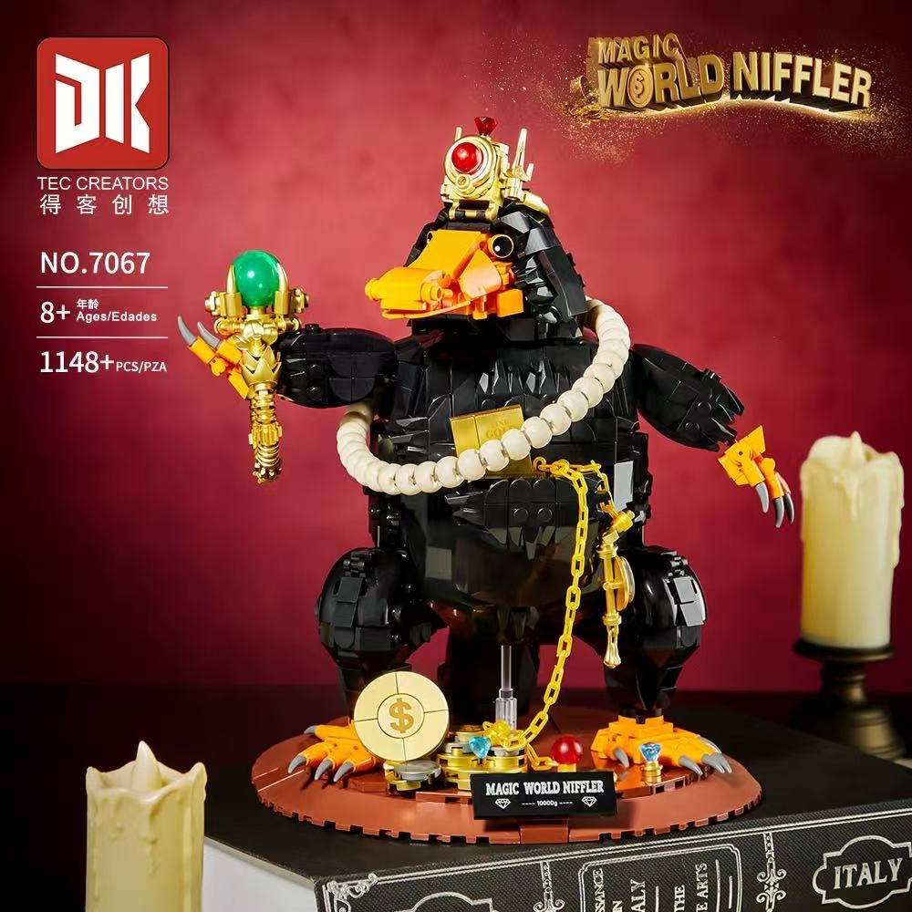 DK 7067 Magic World Niffler - YWOBB