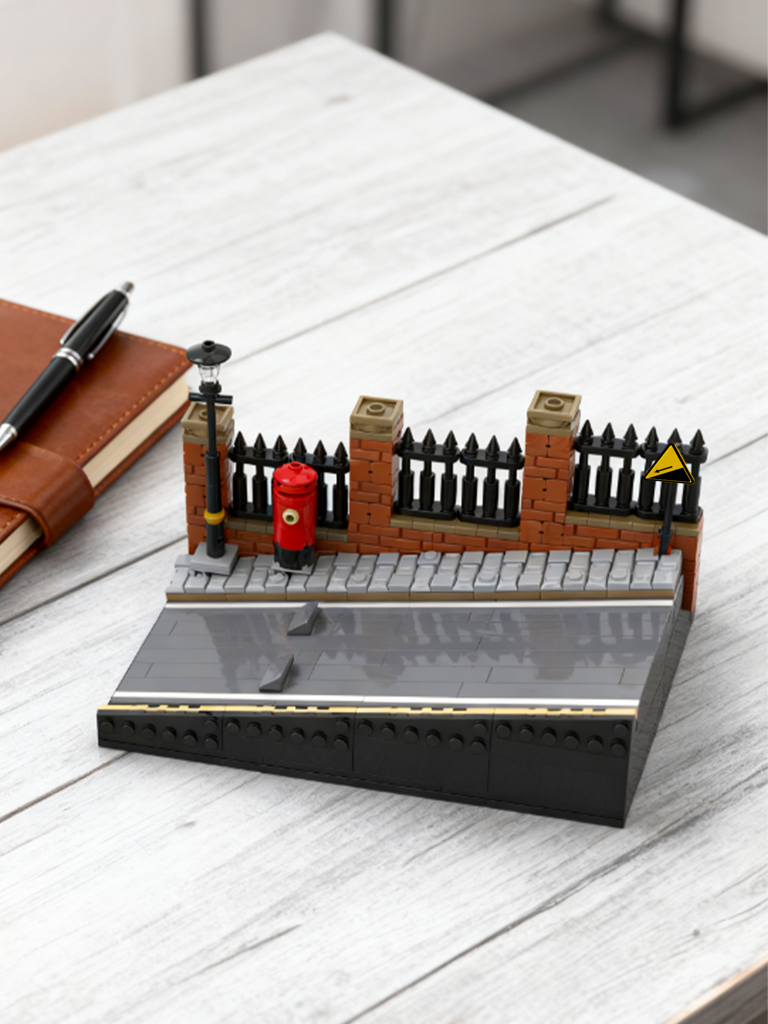 GOBRICKS MOC S0089Y02 Mr. Bean - YWOBB