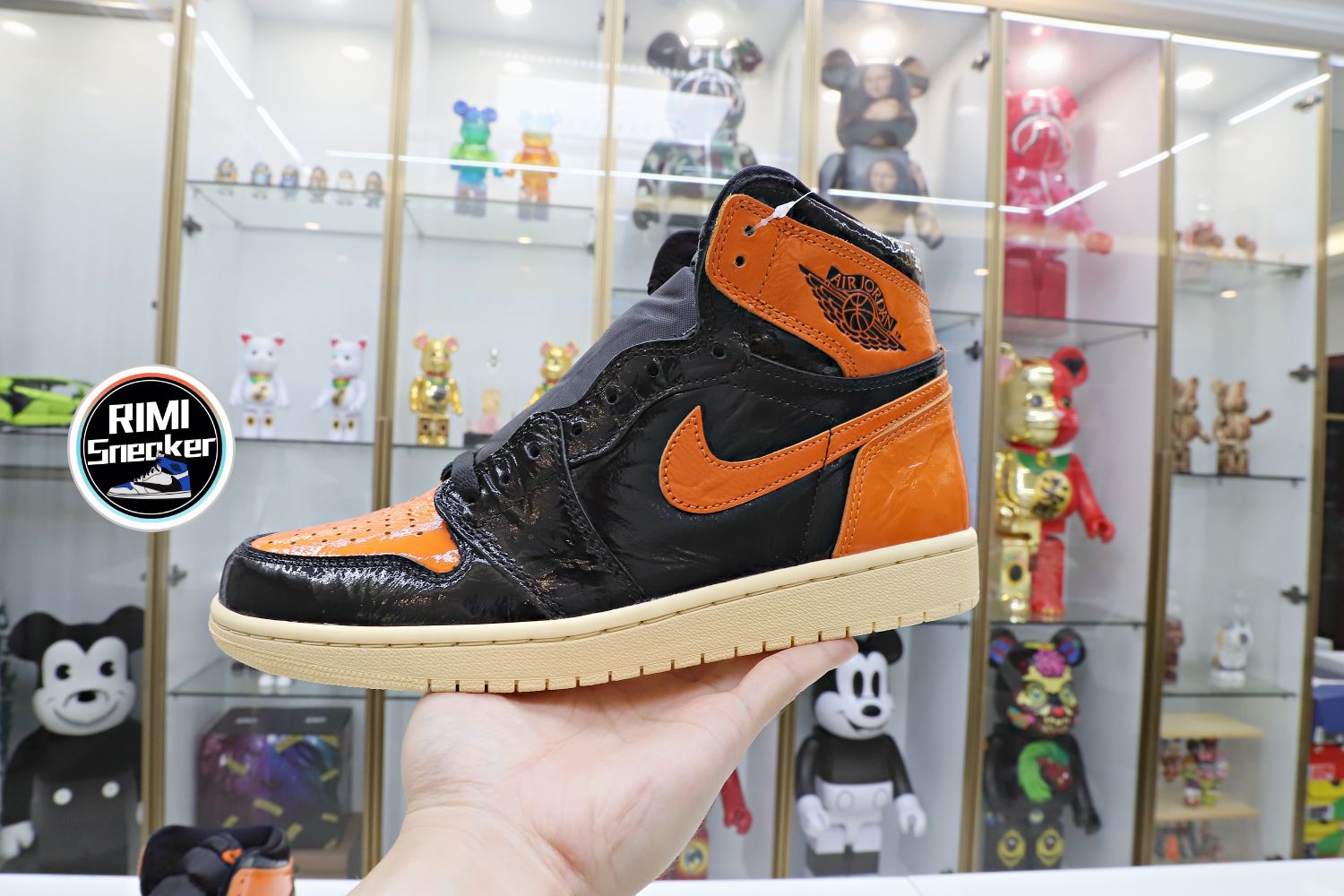 AIR JORDAN 1 RETRO HIGH OG 'SHATTERED BACKBOARD 3.0'