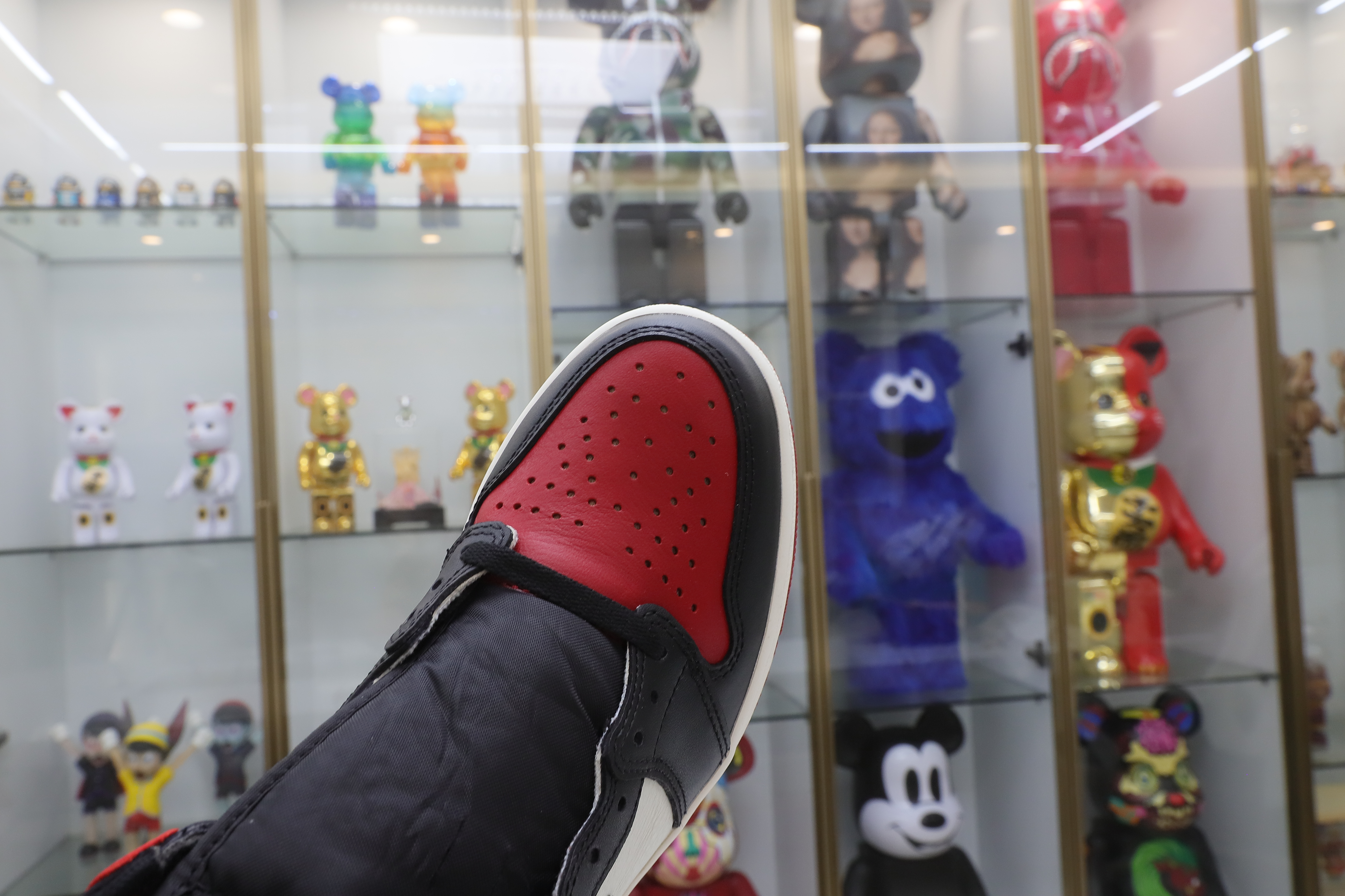 AIR JORDAN 1 RETRO HIGH OG 'BRED TOE'