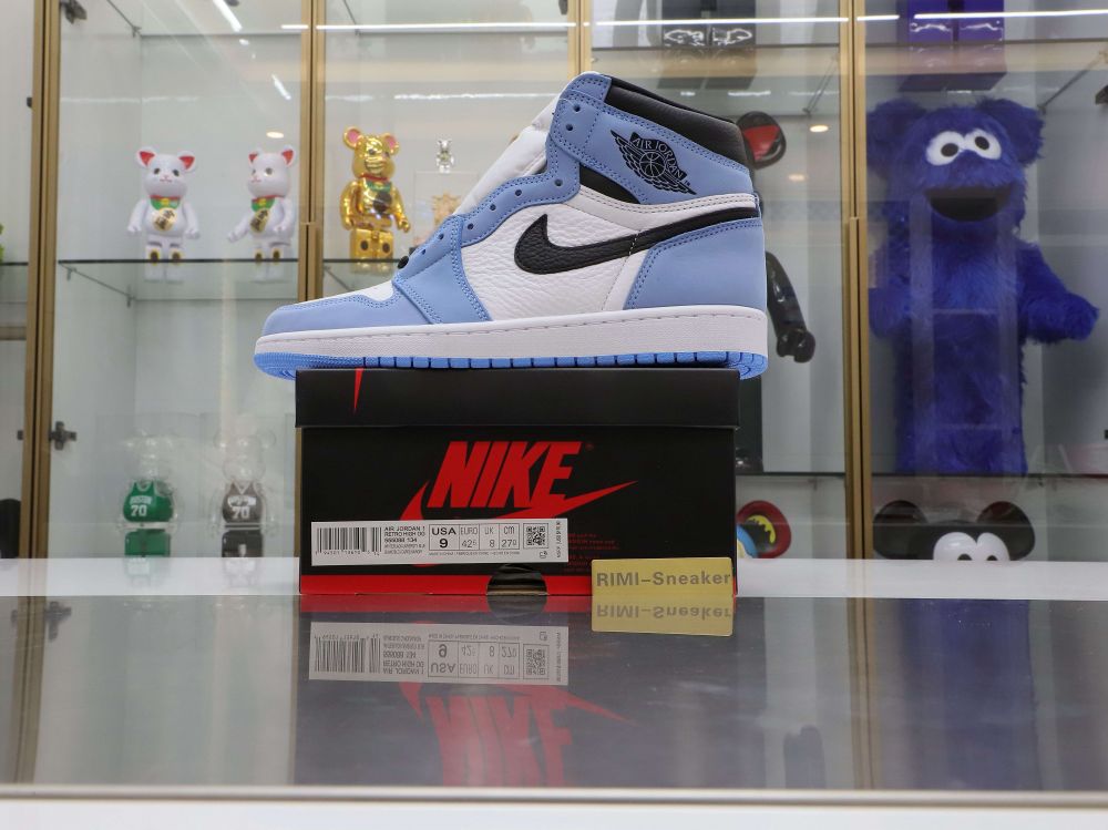 AIR JORDAN 1 RETRO HIGH OG 'UNIVERSITY