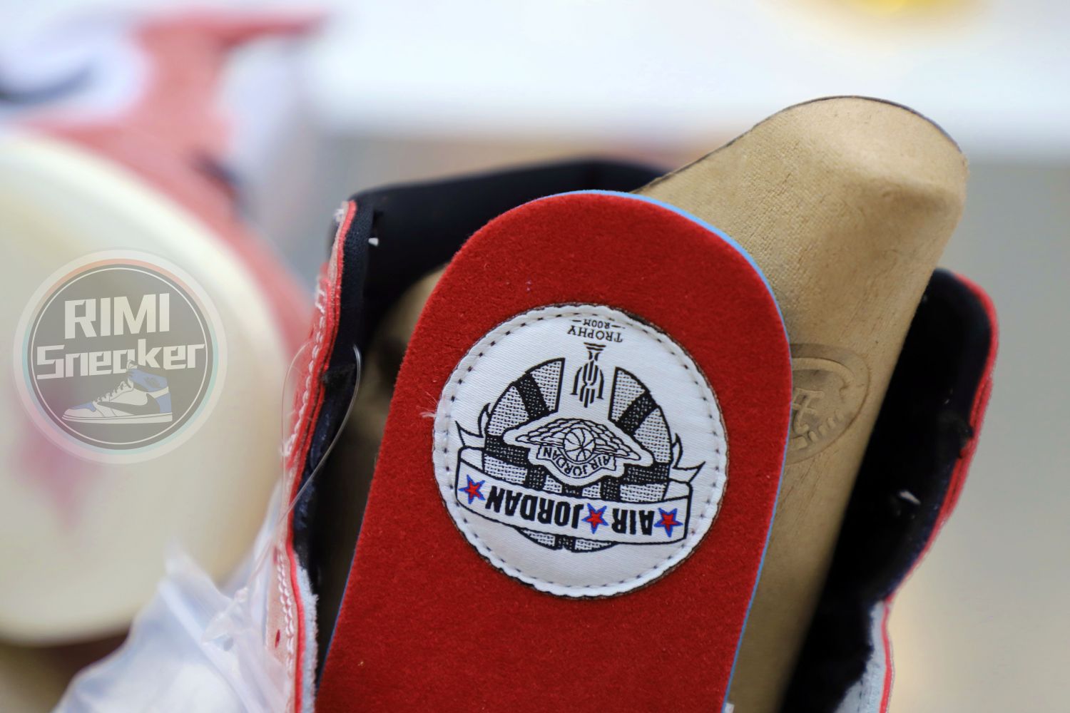 TROPHY ROOM X AIR JORDAN 1 RETRO HIGH OG SP 'CHICAGO'