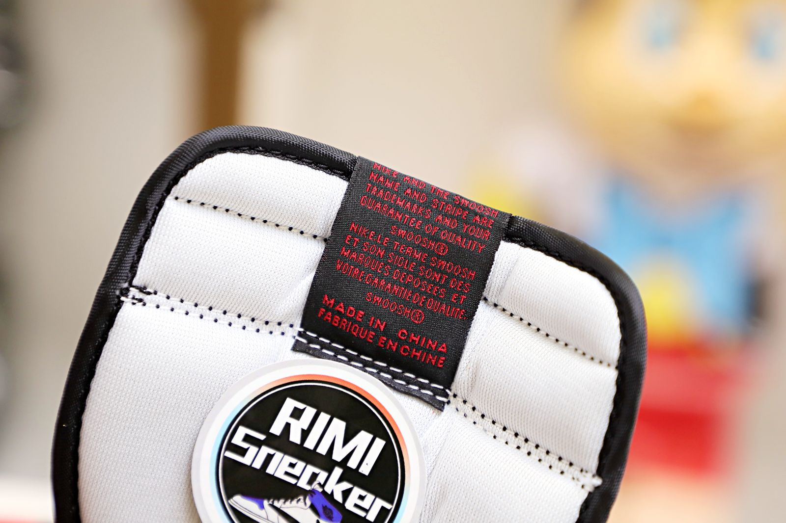 AIR JORDAN 1 RETRO HIGH OG 'BRED'