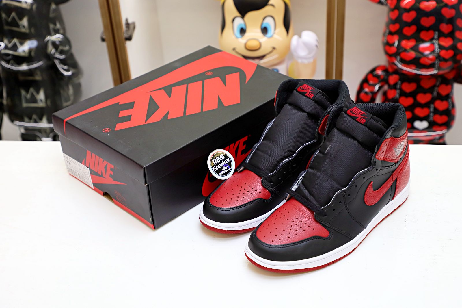 AIR JORDAN 1 RETRO HIGH OG 'BRED'
