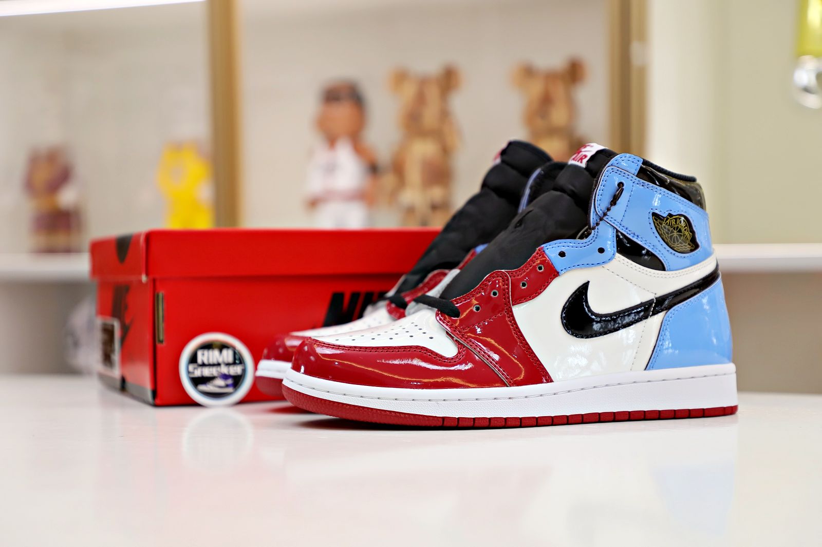 AIR JORDAN 1 RETRO HIGH OG 'FEARLESS'