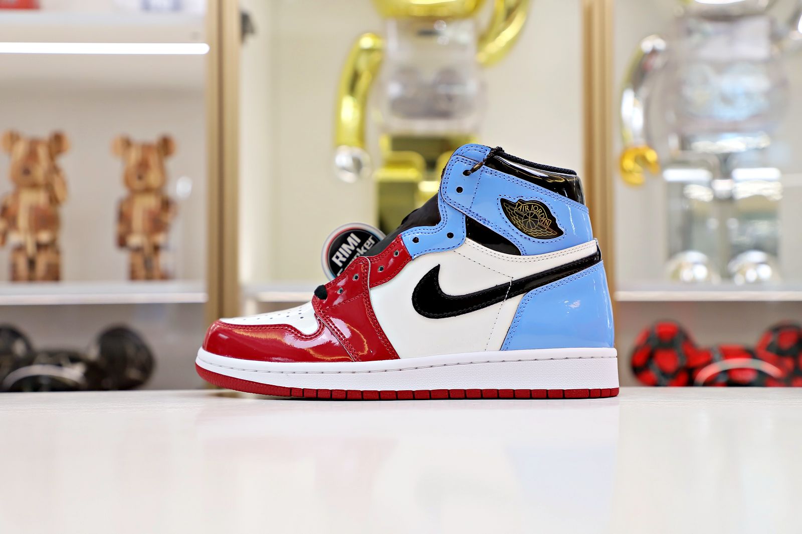 AIR JORDAN 1 RETRO HIGH OG 'FEARLESS'