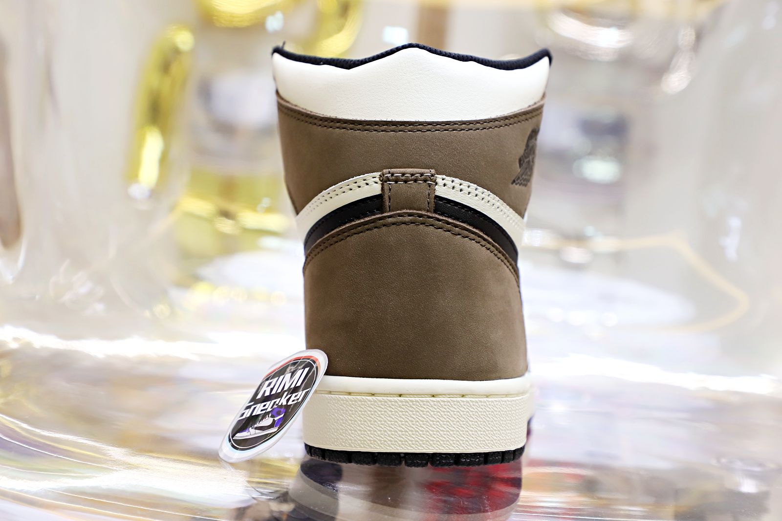 AIR JORDAN 1 RETRO HIGH OG 'DARK MOCHA'