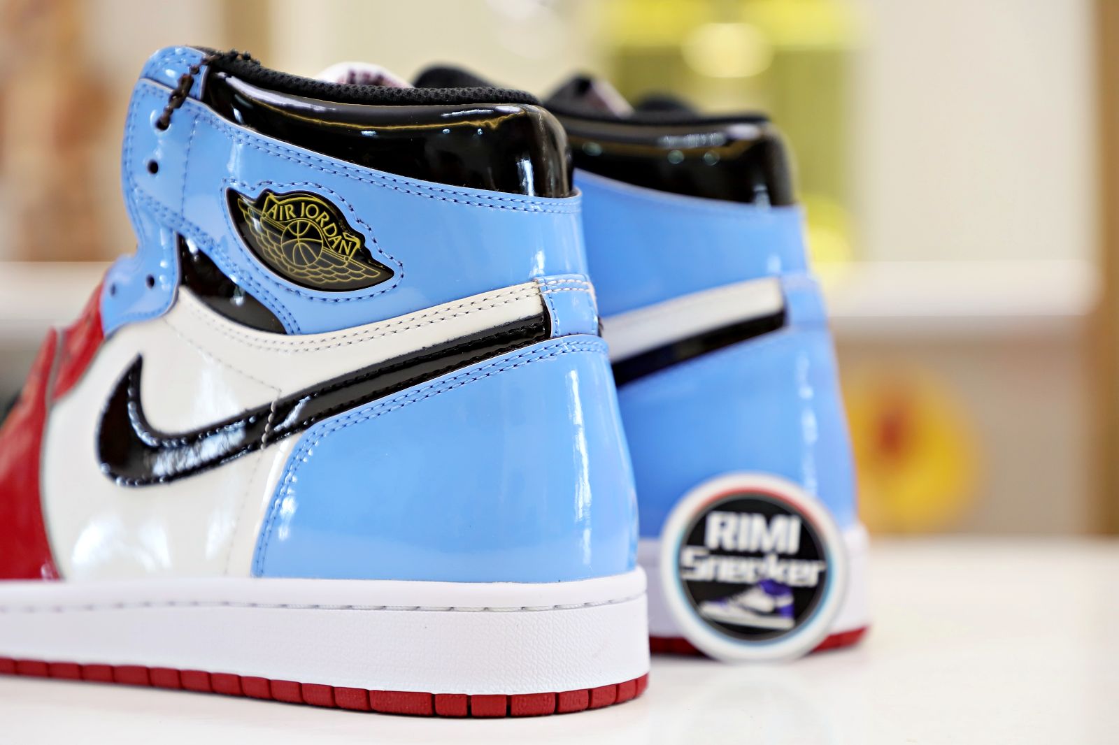 AIR JORDAN 1 RETRO HIGH OG 'FEARLESS'