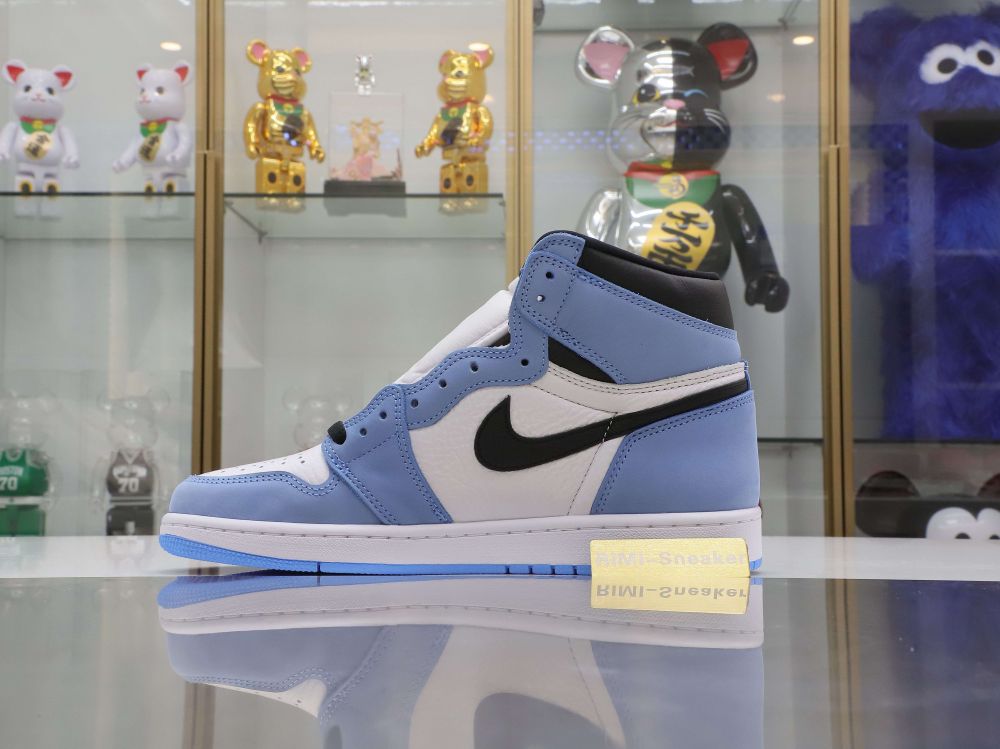 AIR JORDAN 1 RETRO HIGH OG 'UNIVERSITY