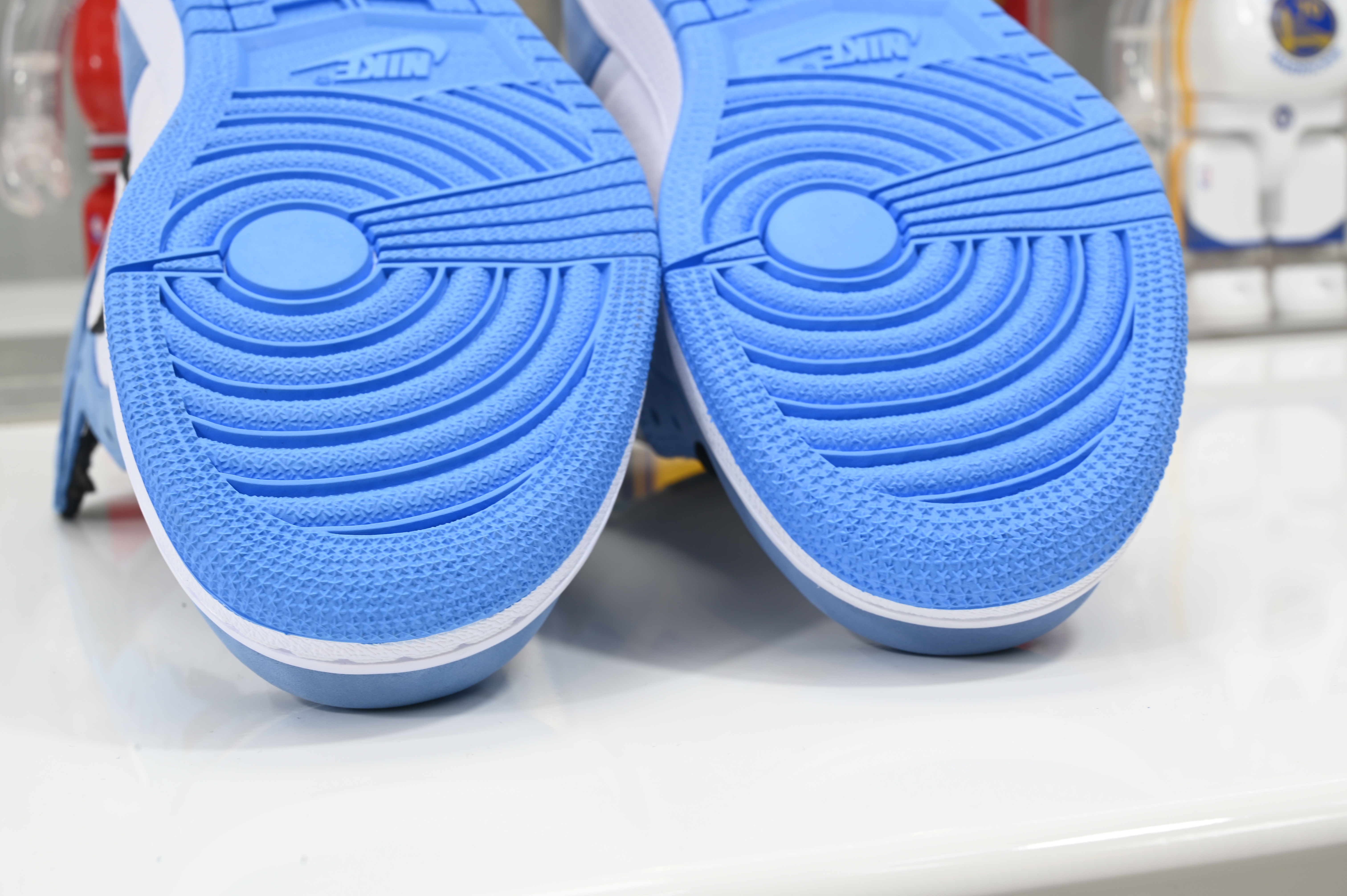 AIR JORDAN 1 RETRO HIGH OG 'UNIVERSITY