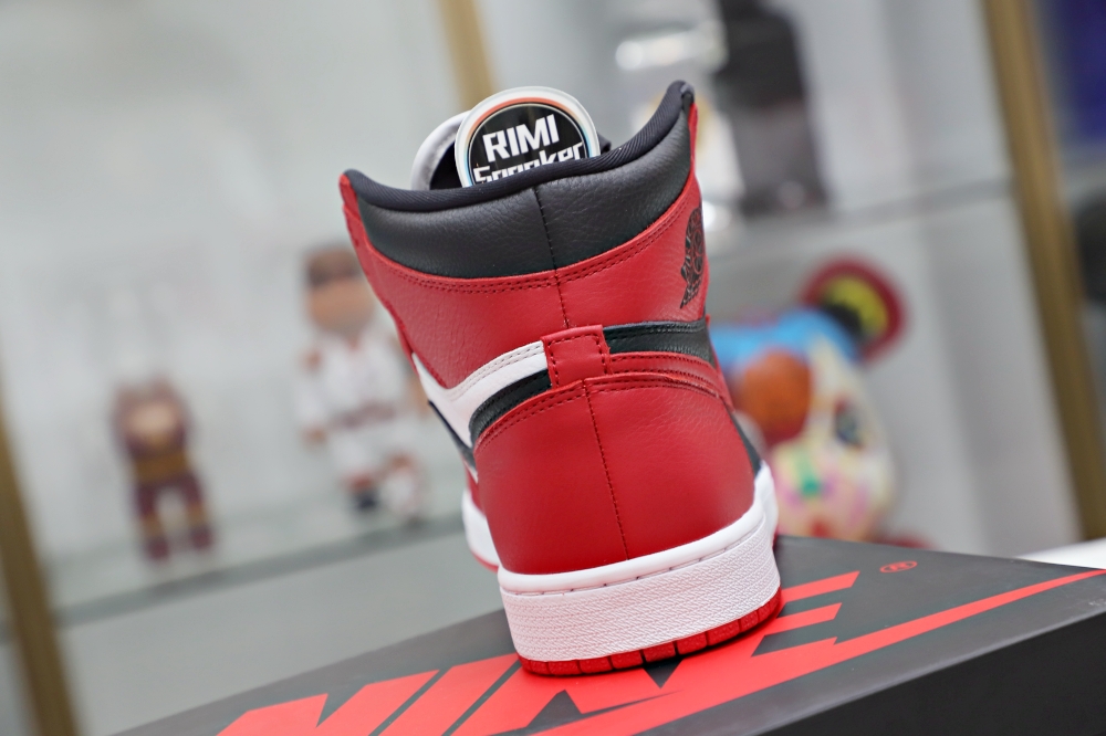 AIR JORDAN 1 RETRO HIGH OG NRG 'HOMAGE TO HOME' CHICAGO EXCLUSIVE