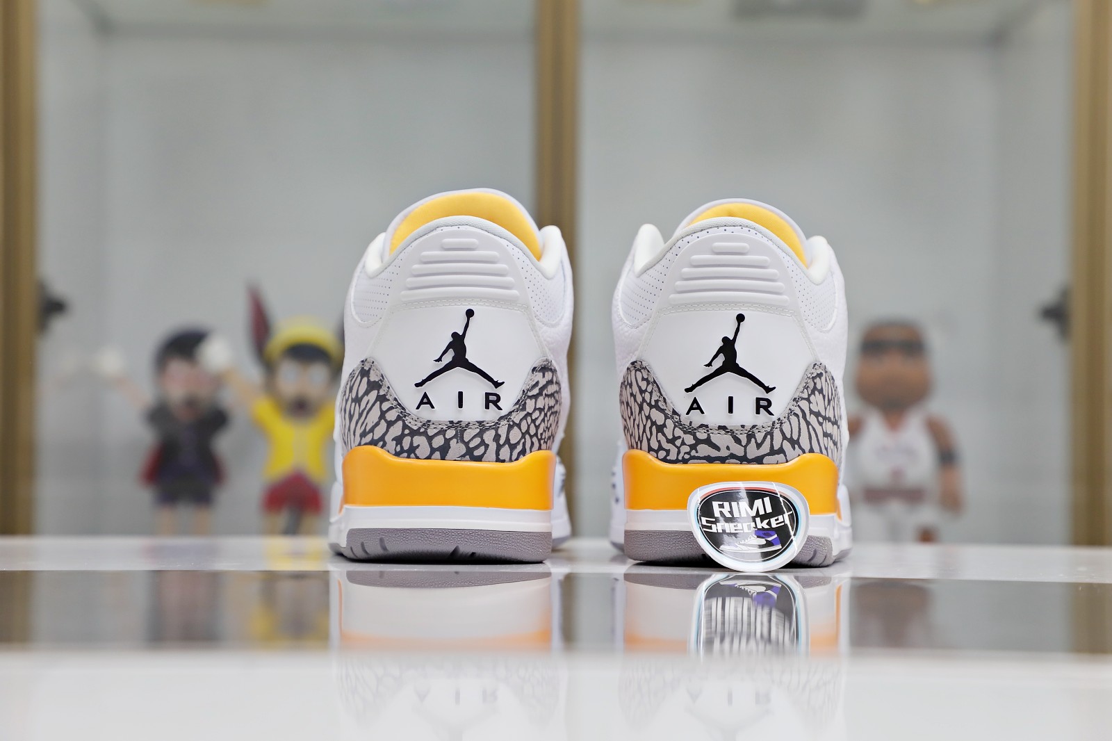 WMNS AIR JORDAN 3 RETRO 'LASER ORANGE' 白黄