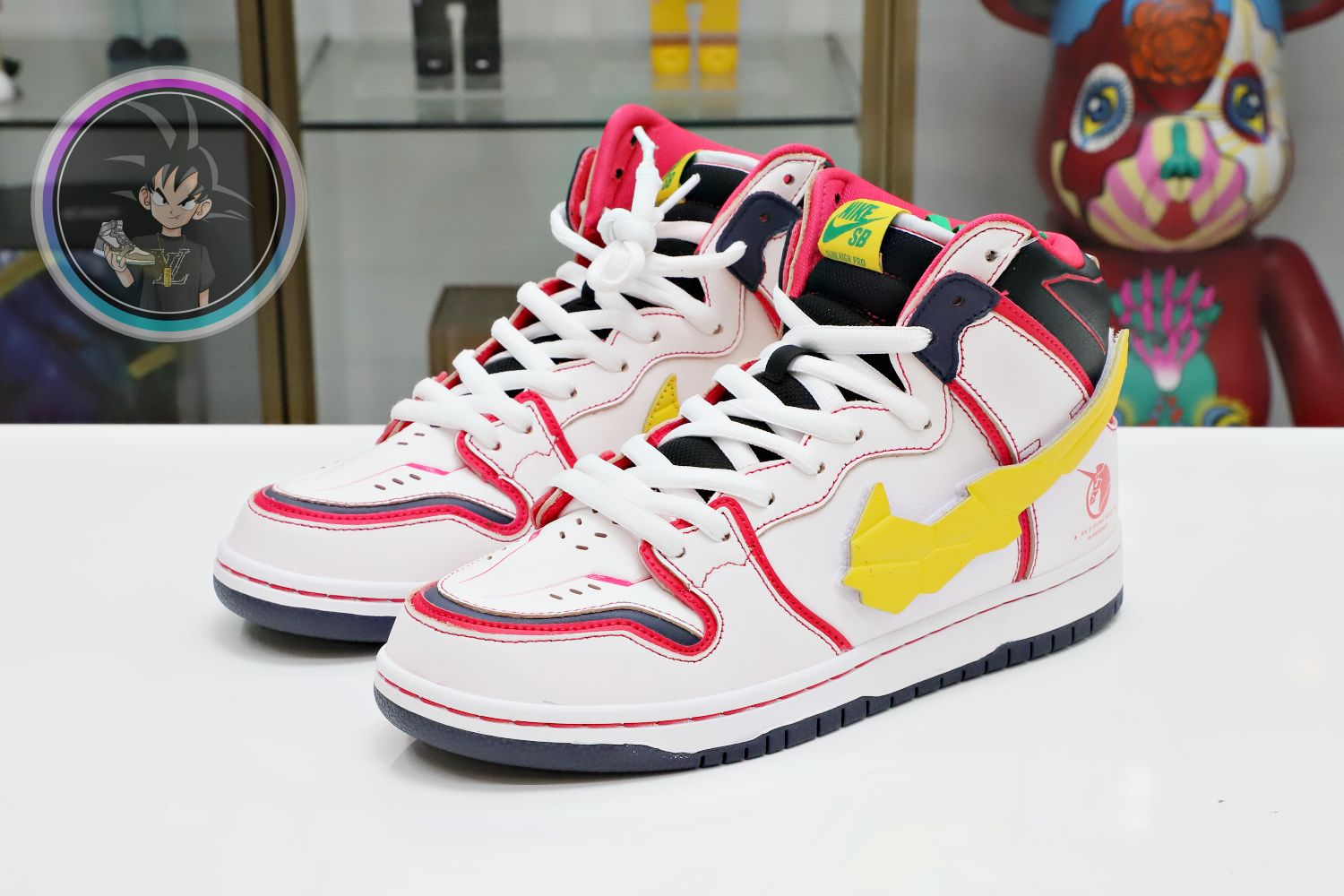 GUNDAM X DUNK HIGH SB 'PROJECT UNICORN - RX-0'