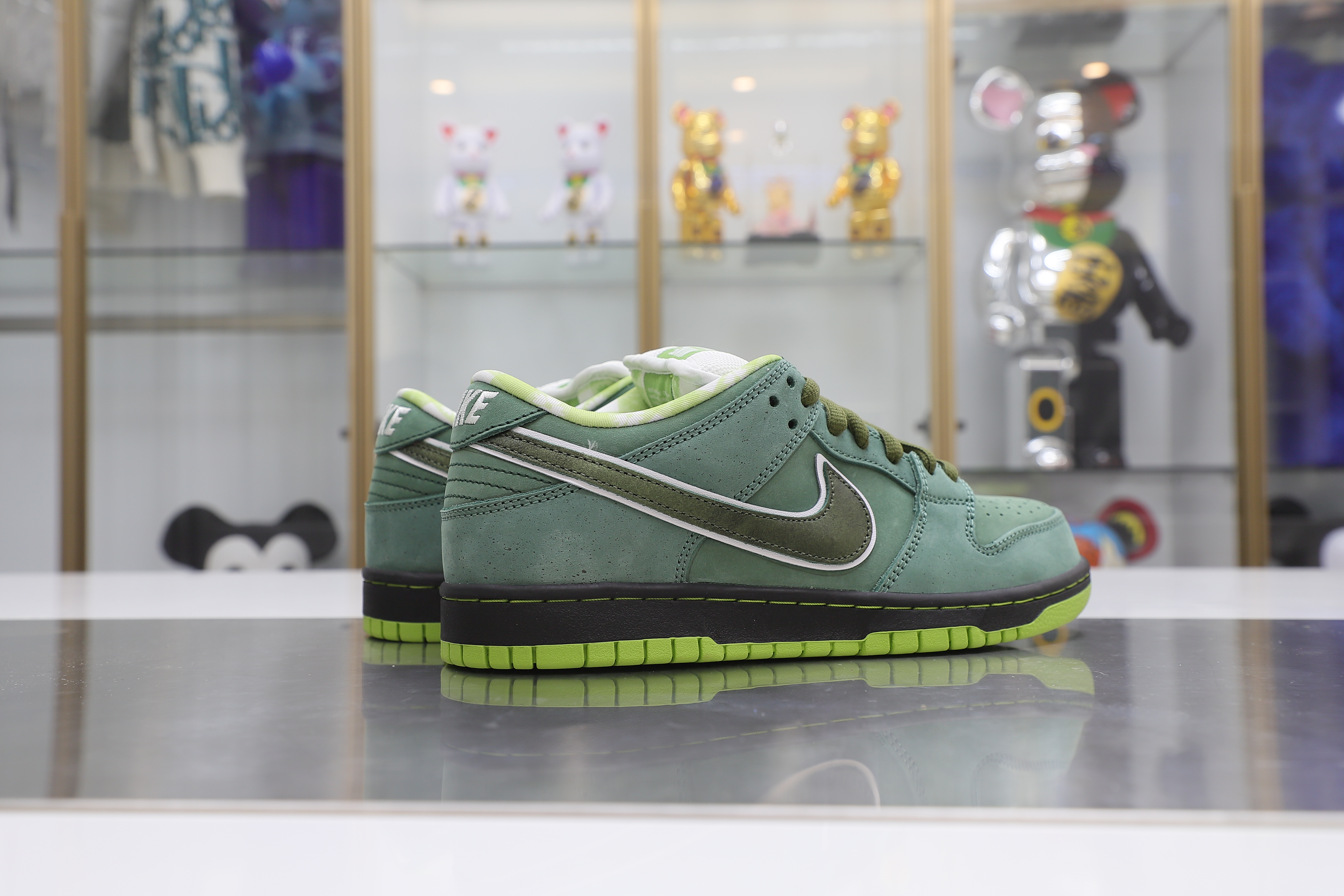 CONCEPTS X DUNK LOW SB