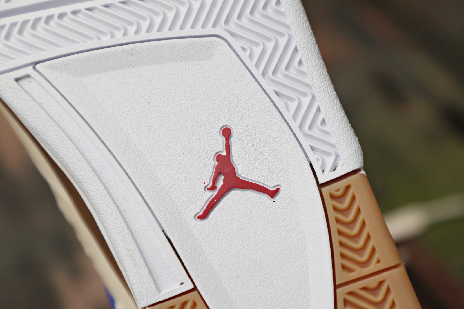 AIR JORDAN 4 RETRO GS 'WILD THINGS'