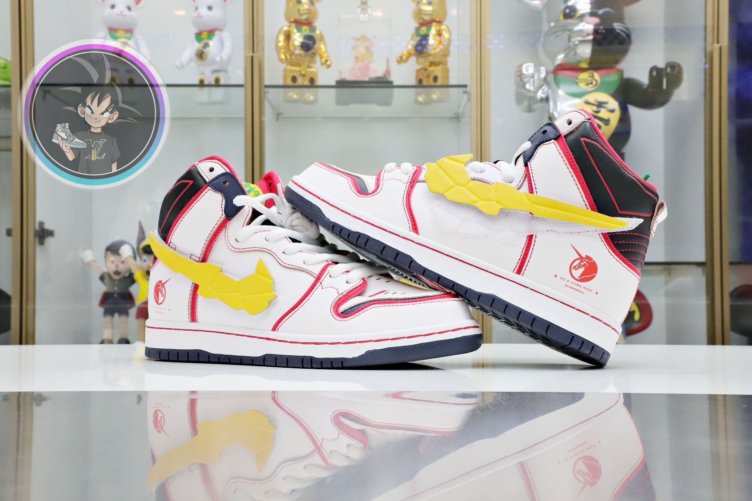 GUNDAM X DUNK HIGH SB 'PROJECT UNICORN - RX-0'