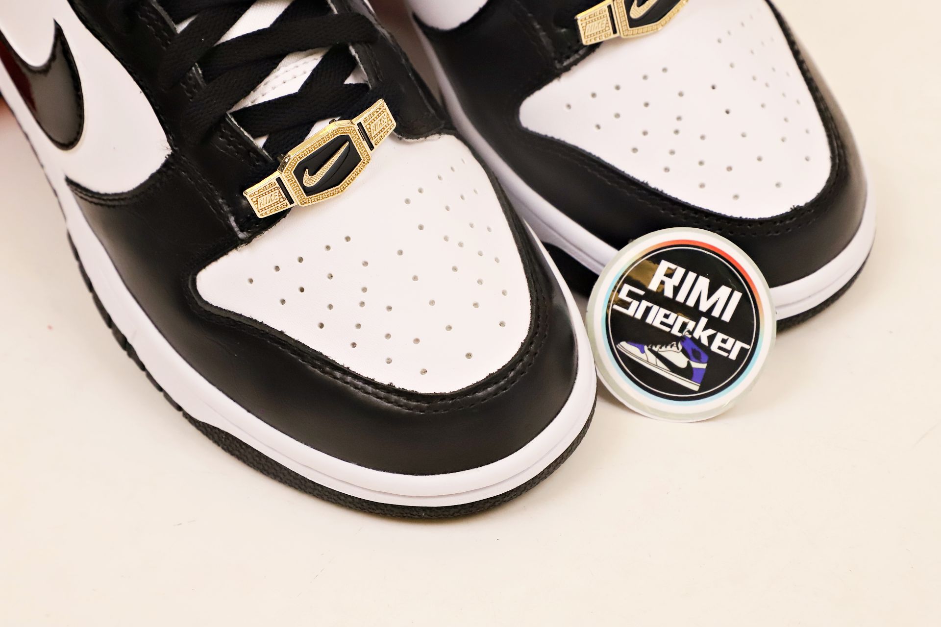 DUNK LOW PANDA 'BLACK WHITE' 2.0