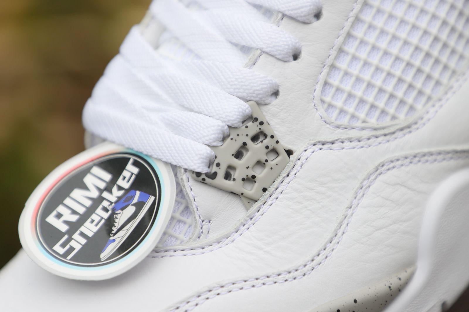 AIR JORDAN 4 RETRO 'WHITE OREO'