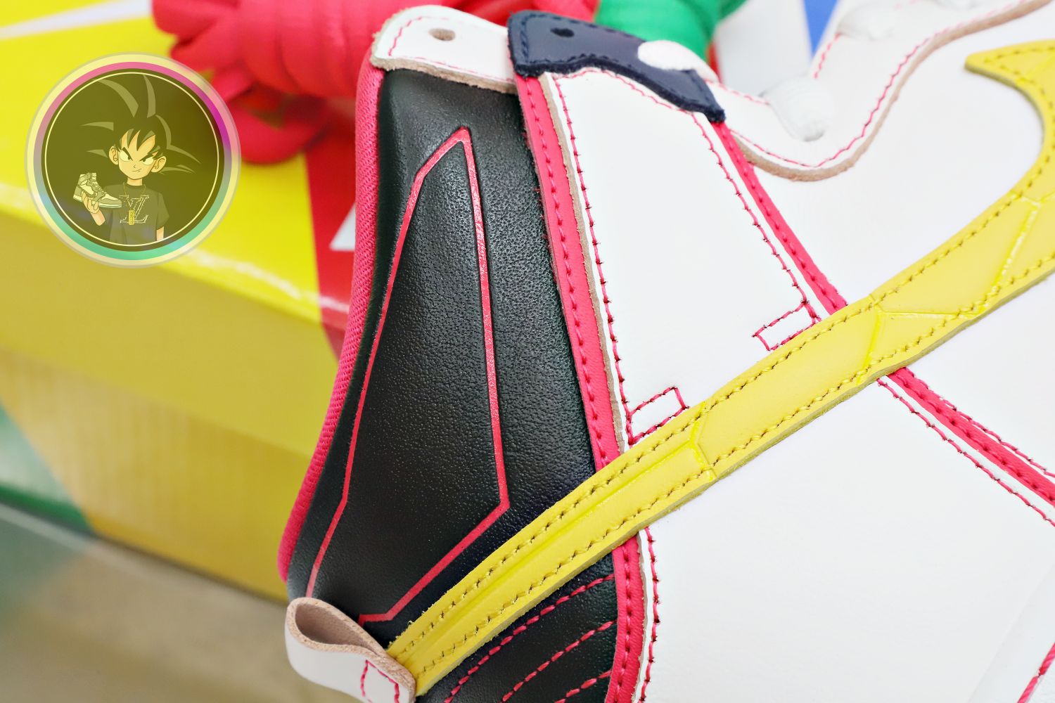 GUNDAM X DUNK HIGH SB 'PROJECT UNICORN - RX-0'