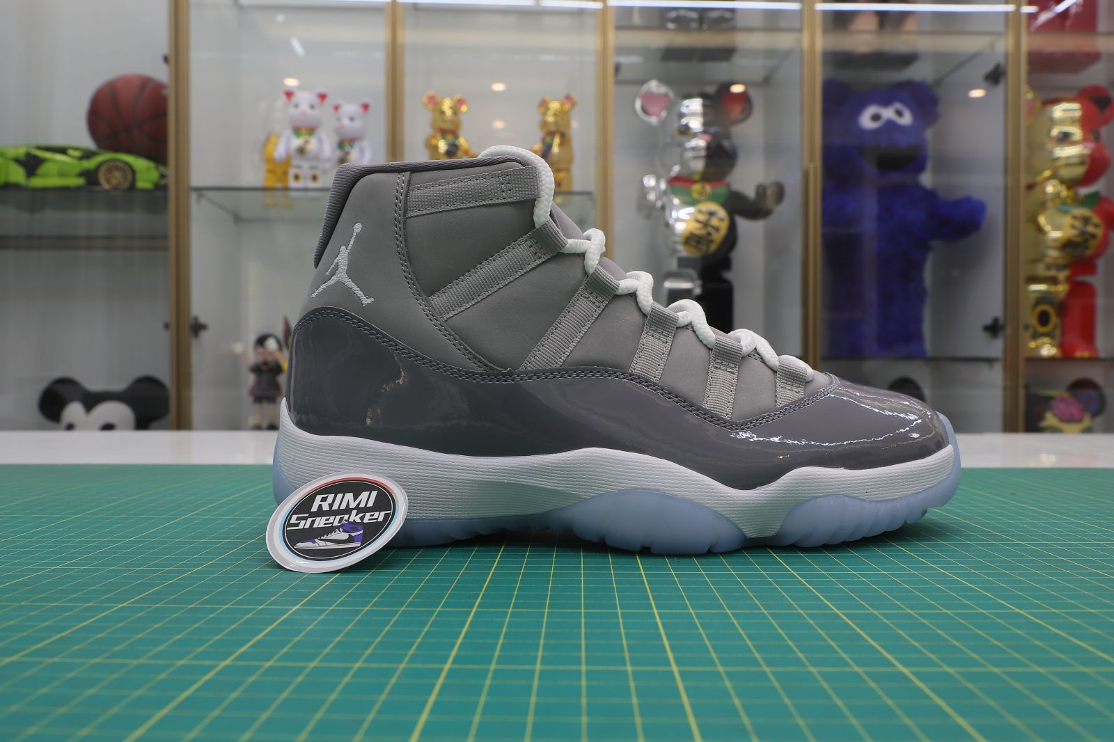 AIR JORDAN 11 RETRO 'COOL GREY' 2021