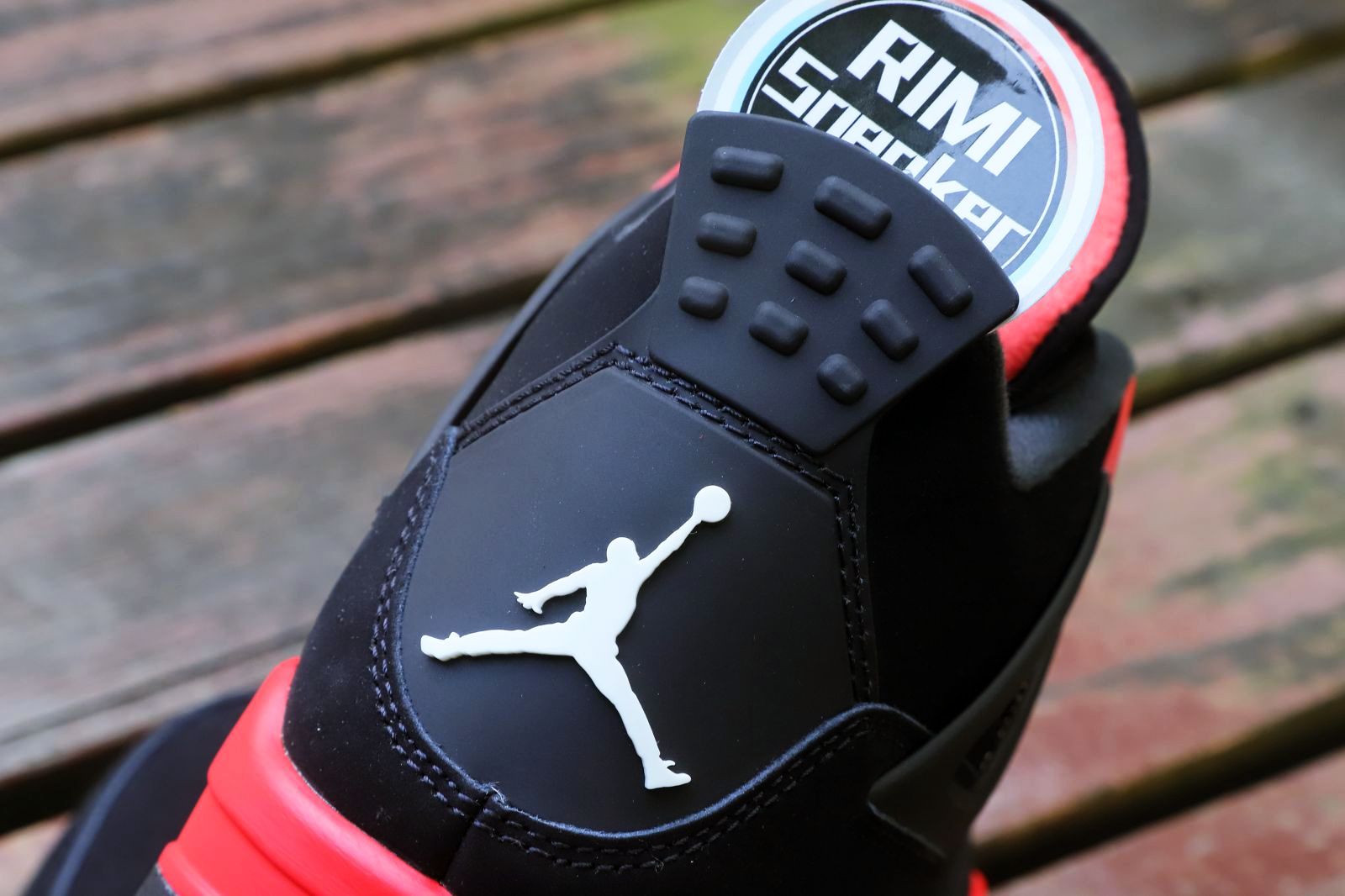 AIR JORDAN 4 RETRO 'RED THUNDER'
