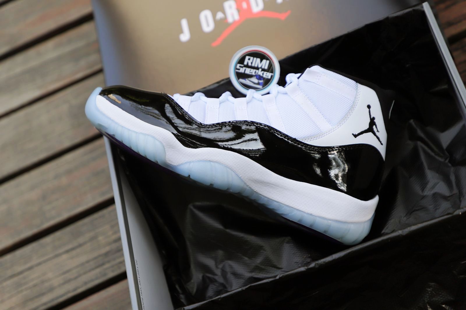 AIR JORDAN 11 RETRO 'CONCORD' 2018